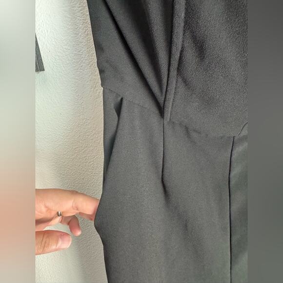 Cupcakes and Cashmere Black Jessalyn Jumpsuit - Picture 8 of 9